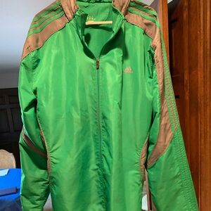 Adidas spring fall jacket with Tuckaway hood.👍